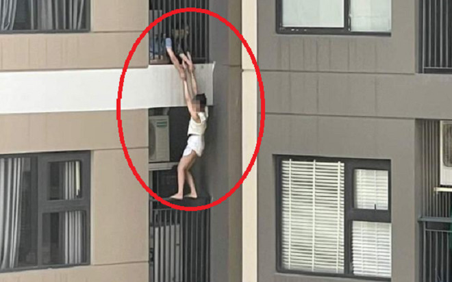 Hé lộ nguyên nhân vụ cô gái treo lơ lửng ở lan can chung cư cao tầng ở Hà Nội Ảnh 2