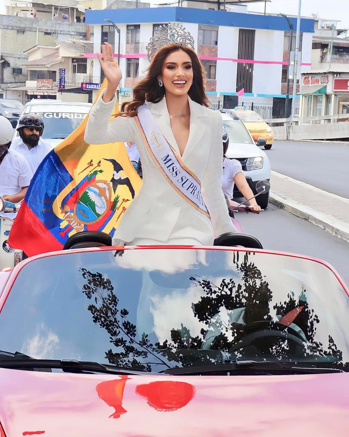 Đường phố vắng hoe không một bóng người. Điều này khiến khán giả đặt câu hỏi liệu danh hiệu Miss Supranational 2023 có giúp tên tuổi của Andrea Aguilera vụt sáng.&nbsp;