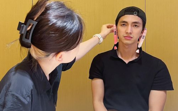 Bình An khéo 'flex' vé VIP concert Blackpink bên cạnh vợ, biểu cảm gây chú ý Ảnh 2