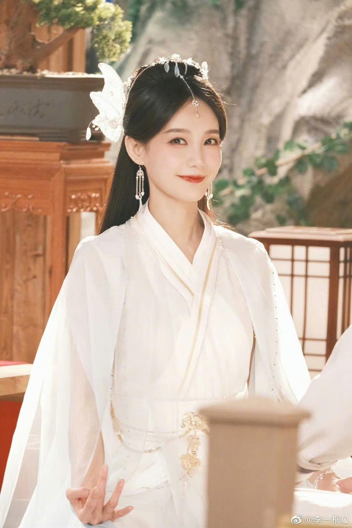 Tiêu Chiến ngỏ lời yêu chị gái Bạch Lộc, đẹp đôi thế nào mà được fan ủng hộ? Ảnh 3