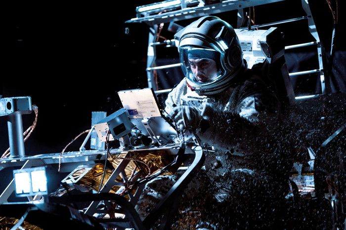 Thành viên nhóm nhạc đình đám EXO bật khóc khi xem phim do chính mình đóng Ảnh 1