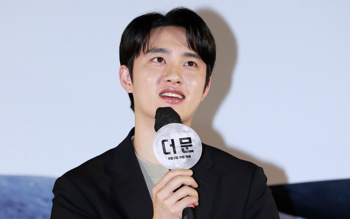 Thành viên nhóm nhạc đình đám EXO bật khóc khi xem phim do chính mình đóng Ảnh 2