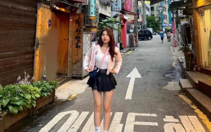 Gái út nhà Quyền Linh ngày càng trổ sắc không kém gì chị gái Lọ Lem Ảnh 2