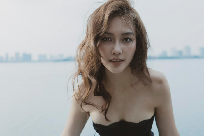 Nhan sắc của Khả Ngân ngày càng xinh đẹp, cuốn hút khiến khán giả không thể rời mắt