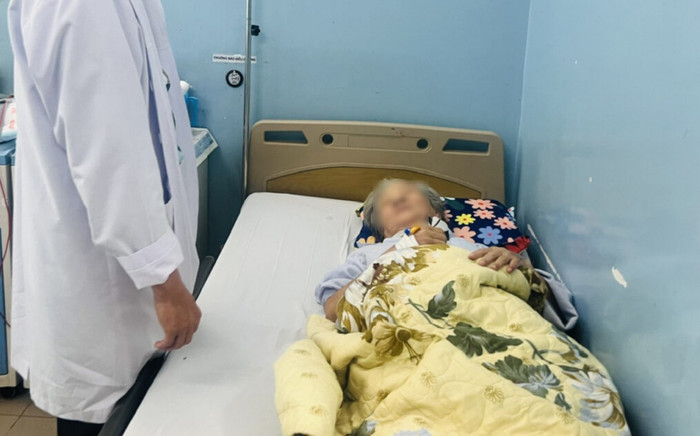 Sau khi ăn cháo hải sản, cụ bà phải cấp cứu khẩn vì lý do bất ngờ Ảnh 2