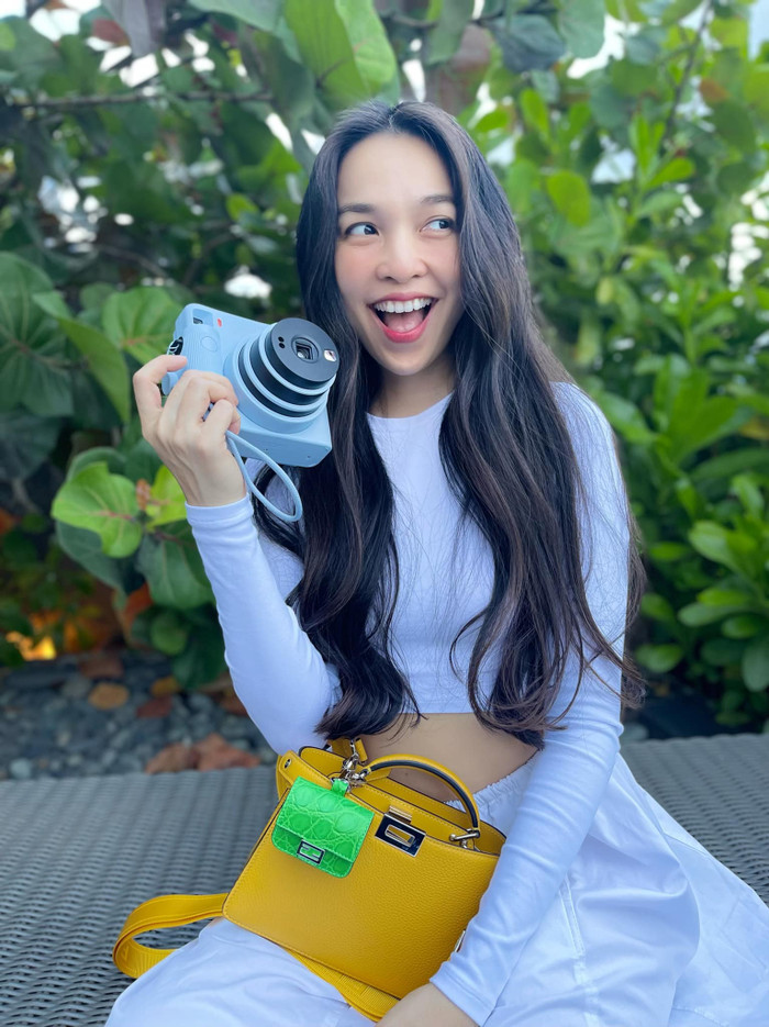 Hiền Thục bối rối khi crush cũ bất ngờ nhắn tin tỏ tình.