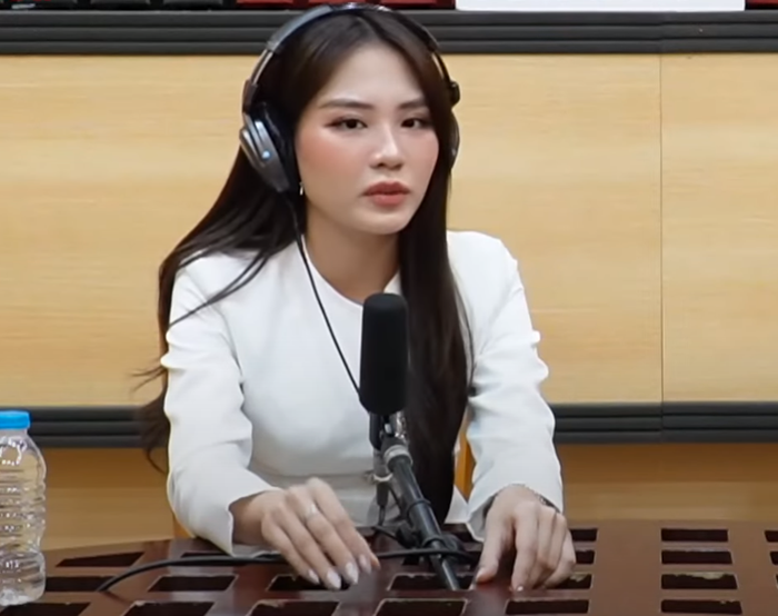 Mai Phương chia sẻ các bạn đồng trang lứa không thích mình chỉ vì vẻ ngoài không thuận mắt với họ. 