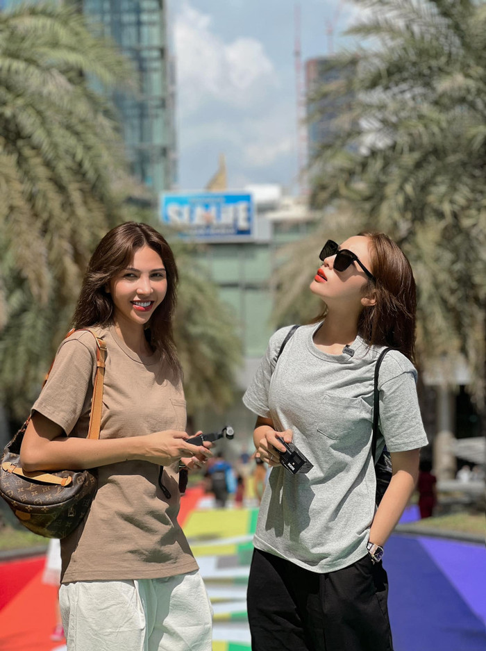 Dịp hè 2022, ngay các nước mở cửa trở lại, Kỳ Duyên - Minh Triệu liền lên đường sang Thái Lan du lịch, kết hợp quay Vlog. 