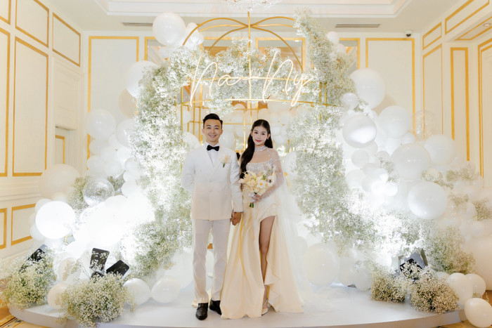  Quá ghen tị với dàn hoa, á hậu Việt lấy chồng vừa giỏi giang, vừa đẹp như tài tử Ảnh 6