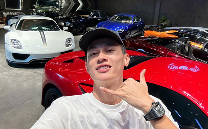 Tay chơi siêu xe có tiếng Phan Công Khanh bị tạm giữ Ảnh 2
