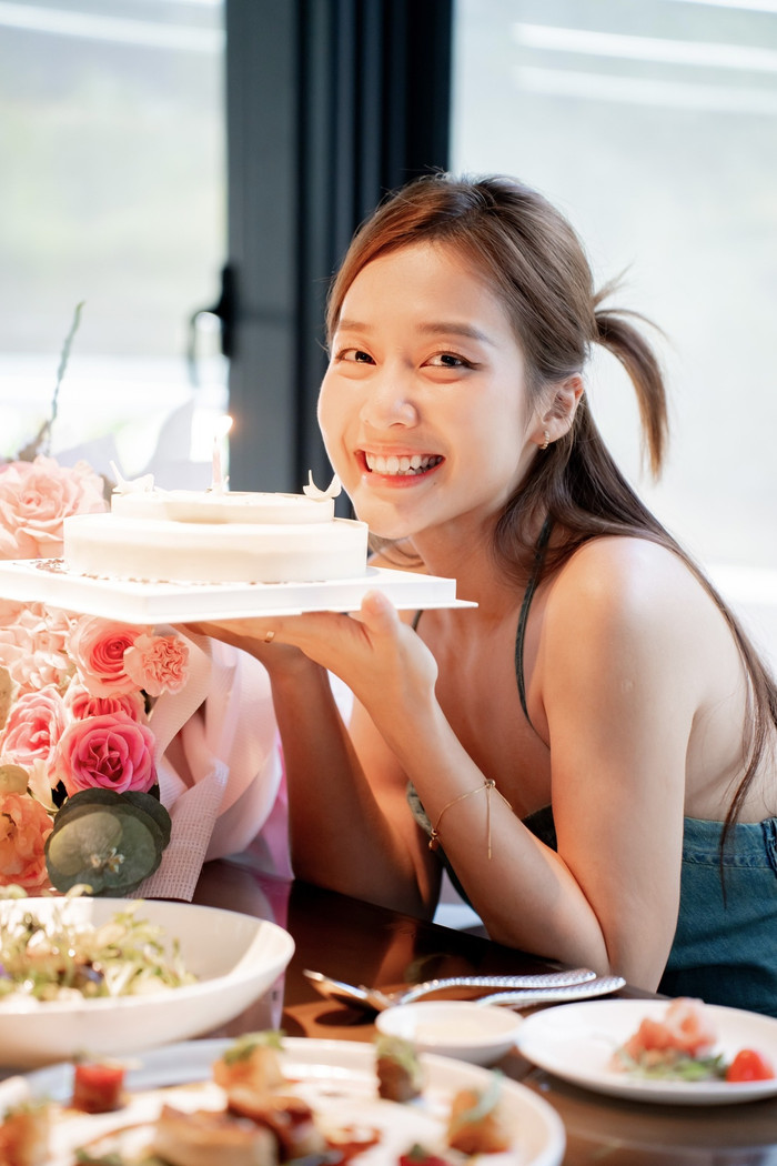  Khả Ngân được 'đánh úp' tổ chức sinh nhật, Thanh Sơn bình luận chú ý Ảnh 2