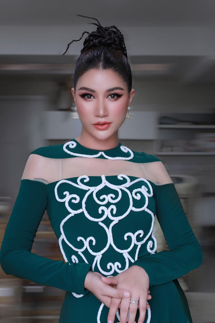 Khi trả lời bình luận của bạn bè, Trang Trần không giấu khỏi sự chán nản, buồn bã dành cho top 3 Miss World Vietnam 2023