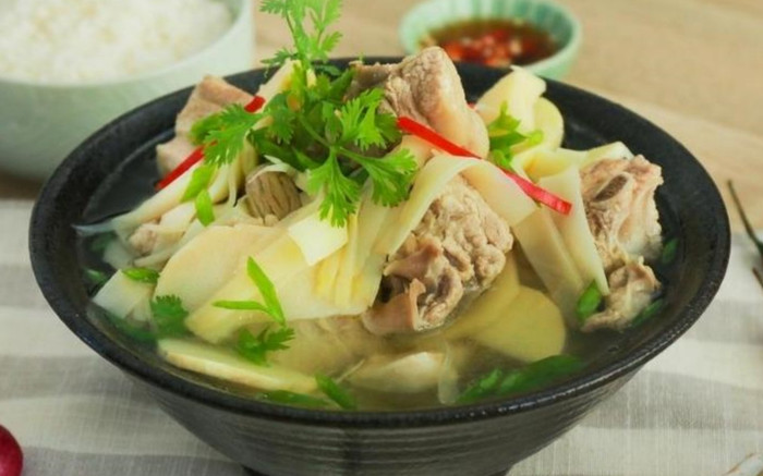 Người phụ nữ đau bụng suốt 10 ngày rồi nhập viện khẩn vì món ăn nhiều nhà mê mẩn Ảnh 2