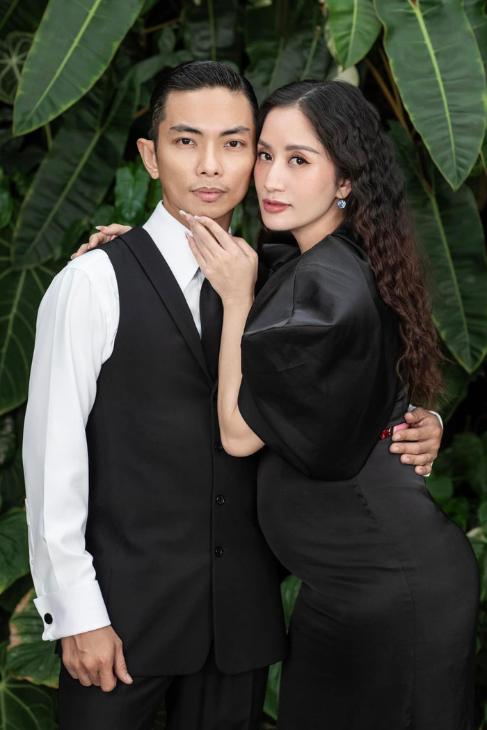 'Cháy túi' ở trời Tây, Phan Hiển vẫn không quên làm một việc cho Khánh Thi Ảnh 4
