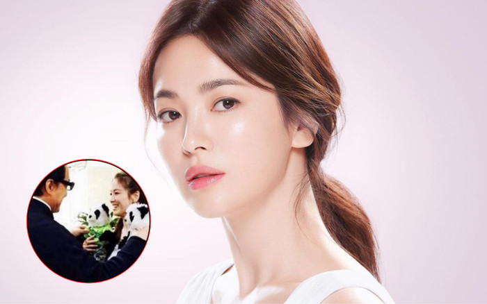 Thành Long khiến dân tình dậy sóng khi làm điều đặc biệt cho Song Hye Kyo Ảnh 2