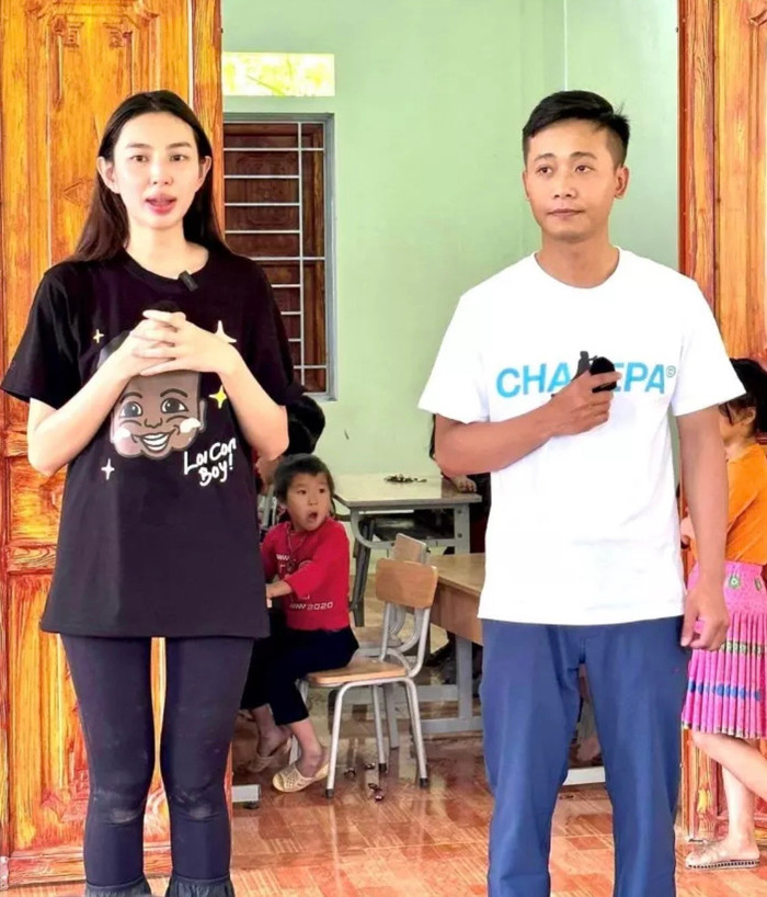 Thuỳ Tiên đang có chuyến từ thiện tại Hà Giang.