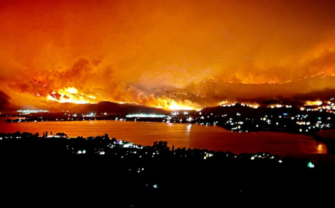 'Hỏa ngục' ở đảo Hawaii: Hòn đảo thiên đường cháy rụi hóa tro tàn, đổ nát Ảnh 2