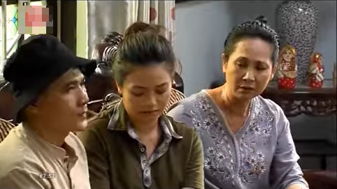  Gia Đình Mình Vui Bất Thình Lình: Lộ ảnh Phương về chăm sóc khi Công bệnh nặng Ảnh 4
