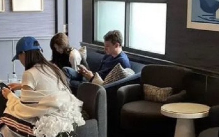 Lisa (Blackpink) bị bắt gặp xuất hiện cùng bạn trai 'tin đồn' Ảnh 2