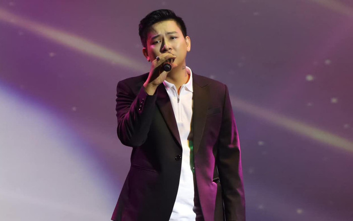 ​Hoài Lâm đắt show ca hát, ngoại hình cải thiện rõ hậu giảm cân Ảnh 2