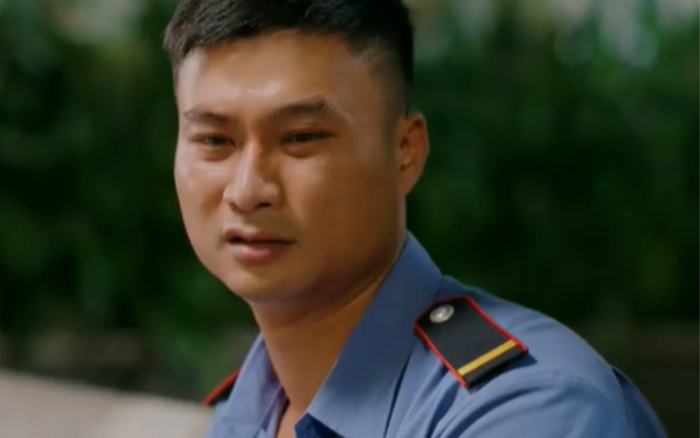  Làng Trong Phố tập 13: Không nghe lời Hùng, 'tiểu tam' Nhung chính thức trả giá Ảnh 4
