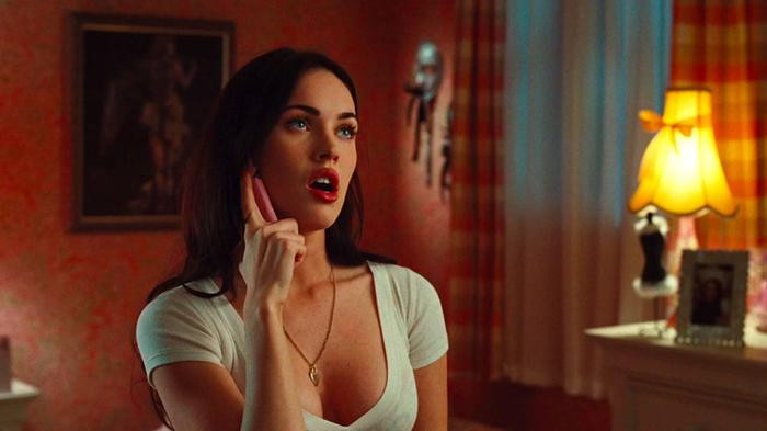 Hé lộ tạo hình của Megan Fox trong phim mới: Dịu dàng quá nhìn không quen! Ảnh 3