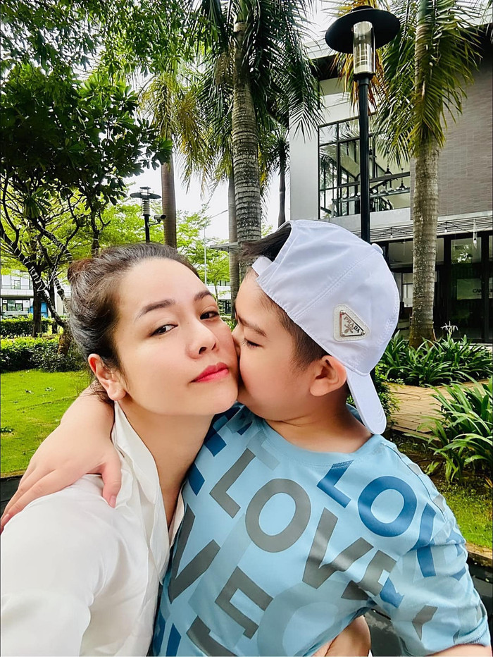  Con trai Nhật Kim Anh khoe khả năng nhảy múa: Dẻo dai chẳng thua kém mẹ! Ảnh 5
