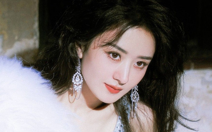 Triệu Lệ Dĩnh kết đôi cùng bạn trai Đàm Tùng Vận trong phim mới? Ảnh 2