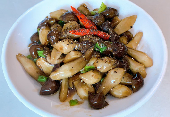 Nấm là nguyên liệu rất quen thuộc trong mọi món chay