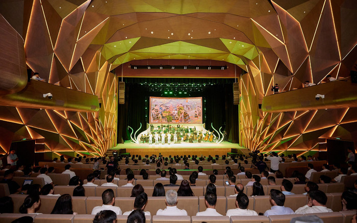 Có gì bên trong Nhà hát Hồ Gươm hiện đại bậc nhất Việt Nam? Ảnh 2