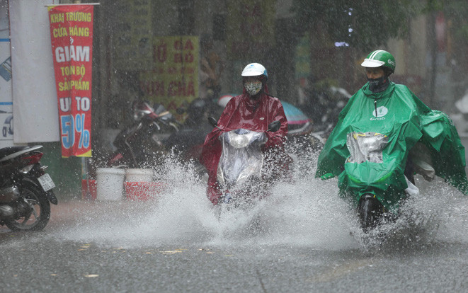 Dự báo thời tiết ngày 19/8: Mưa lớn ở khu vực Bắc Bộ, Tây Nguyên và Nam Bộ Ảnh 2