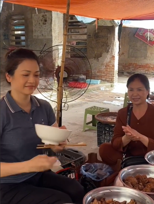  Gia Đình Mình Vui Bất Thình Lình: Bỏ Công, Phương bất ngờ thành công lập nghiệp Ảnh 3
