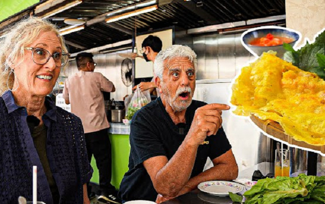 Khách Mỹ mê mẩn bánh xèo giòn rụm, đắm đuối nước chanh muối chỉ Việt Nam mới có Ảnh 2