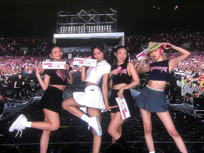  Jennie đăng clip nhảy See Tình, BLACKPINK gửi 'lời yêu' đến fan Việt Nam Ảnh 1