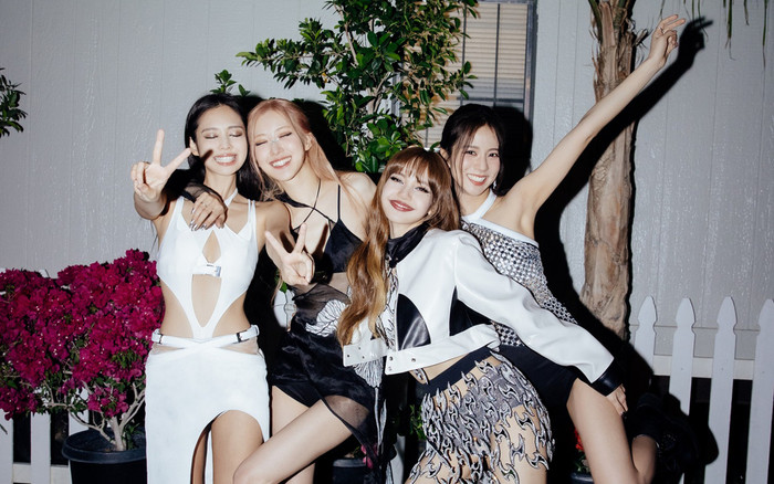 Jennie đăng clip nhảy See Tình, BLACKPINK gửi 'lời yêu' đến fan Việt Nam Ảnh 2