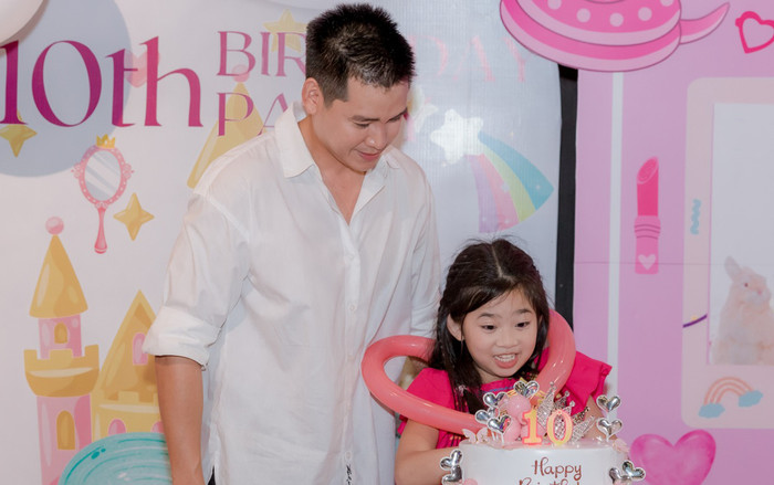 Phùng Ngọc Huy song ca cùng bạn thân xa cách 9 năm trong tiệc sinh nhật Lavie Ảnh 2