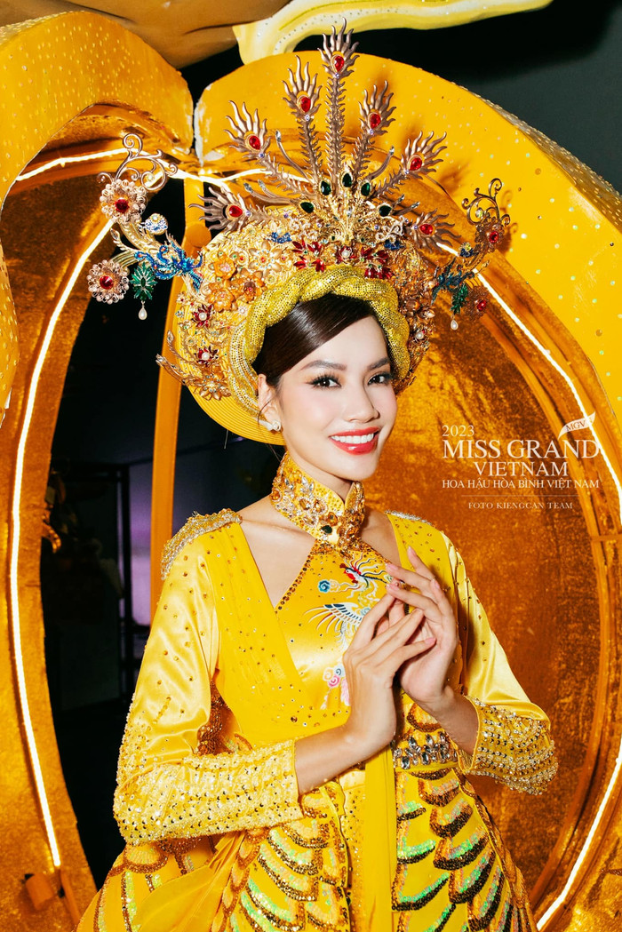 Visual 'sáng rực', body nóng bỏng cùng kĩ năng catwalk tốt là những lợi thế vượt trội của Lê Hoàng Phương tại Miss Grand Vietnam 2023. 