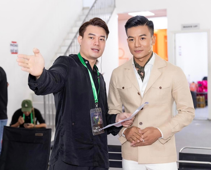 Bạn trai đồng hành cùng trương Ngọc Ánh trong Miss Earth Việt Nam 2023.