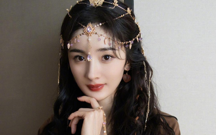 Dương Mịch nhận 'trái ngọt' cùng mỹ nam kém 6 tuổi Ảnh 2