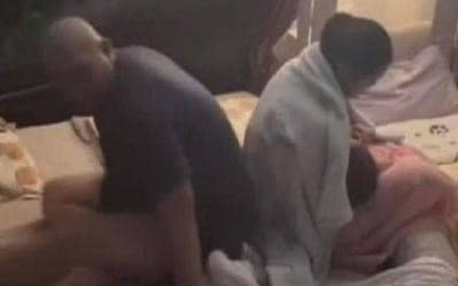 Thương vợ rạng sáng ngồi dỗ con nhỏ, chồng ngồi im làm điểm tựa Ảnh 2