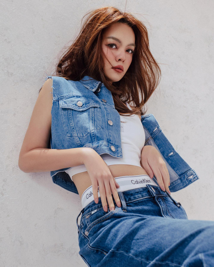 Nhiều khán giả đã để lại lời khen cho nhan sắc lẫn vóc dáng của nữ ca sĩ.