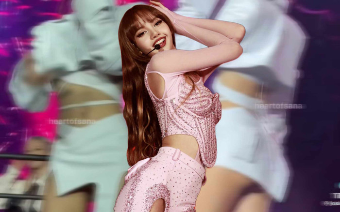 Lisa khoe body hết nước chấm, fan than thở vì trang phục quá ngắn Ảnh 2