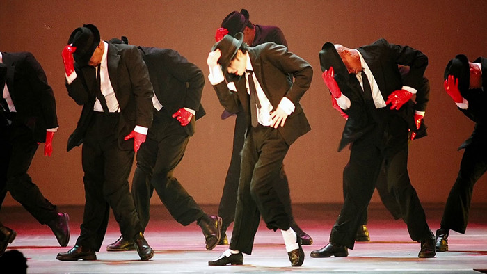 Decode 10 mysteries about Michael Jackson's performance costumes Photo 7