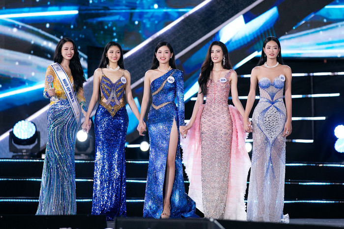  Khánh Linh muốn nắm tay Hoàng Phương ở Top 2, quyết học tiếng Anh để thi quốc tế Ảnh 2