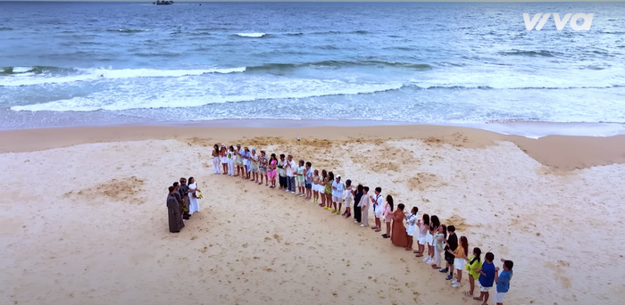 Các thí sinh Vietnam Idol 2023 tại Phú Quốc.