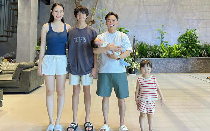 Đàm Thu Trang zoom cận diện mạo quý tử Sutin, thừa nhận 'mê mệt' 1 điểm của nhóc tỳ Ảnh 2