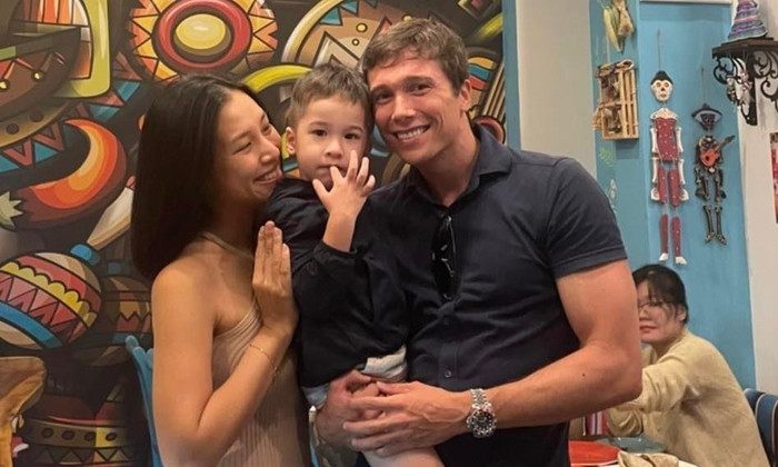 Hoàng Oanh và chồng cũ giữ mối quan hệ tốt, cùng nhau chăm sóc thật tốt con trai.