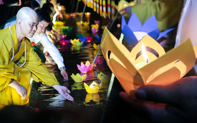 Đại lễ Vu Lan chùa Kim Sơn Lạc Hồng: Hàng nghìn người con kính nhớ về nguồn cội Ảnh 2