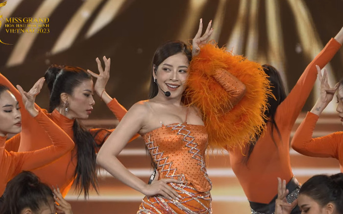 Chi Pu khoe visual rực rỡ, nhảy cực sung trong đêm chung kết Miss Grand Vietnam Ảnh 2