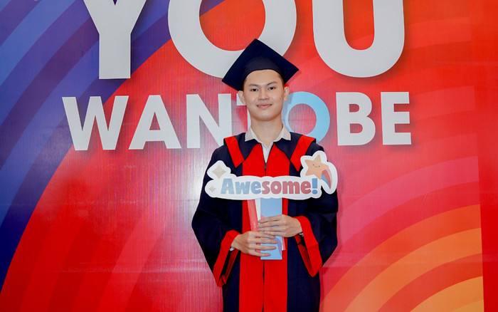 Nam sinh viên Lào tốt nghiệp đại học loại giỏi, vượt tiến độ chỉ sau 3 năm học Ảnh 2